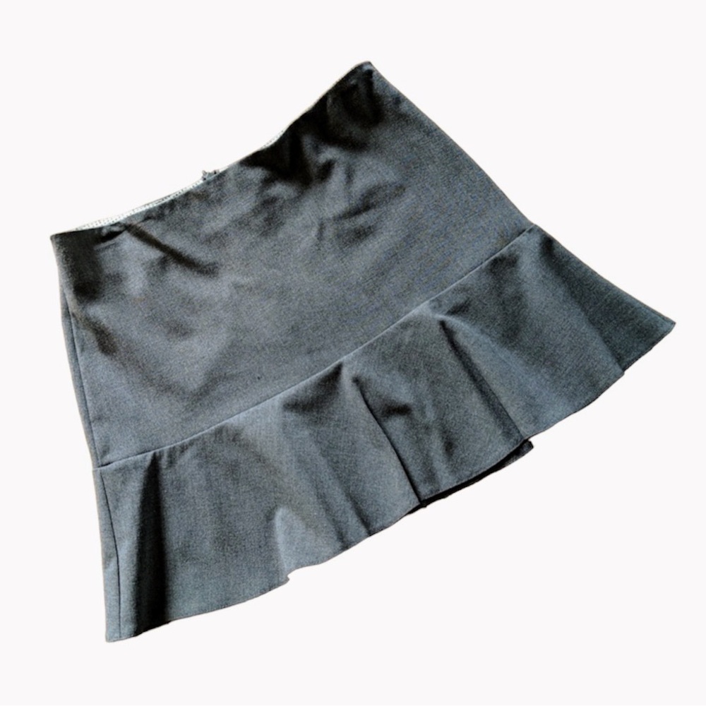 Aqua, Small skirt